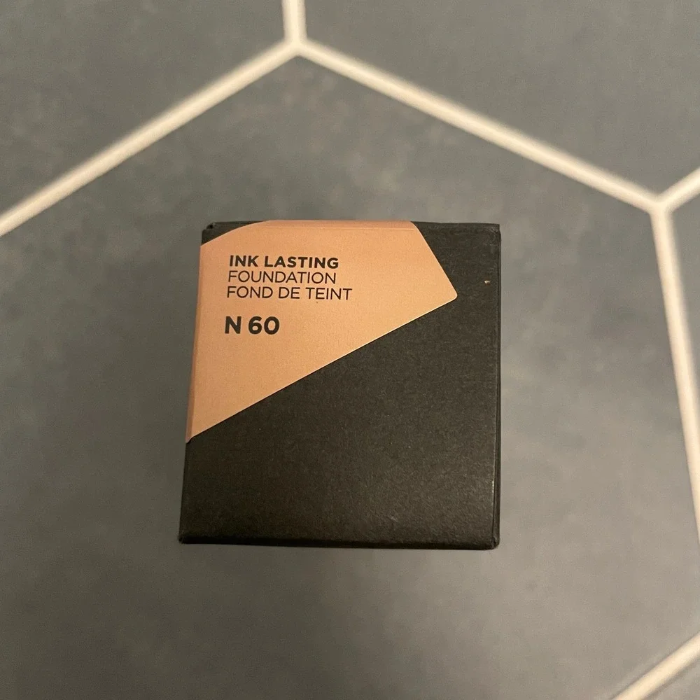 Avon x The‎ Face Shop Ink Lasting Foundation Slim Fit N60 Rich Honey
